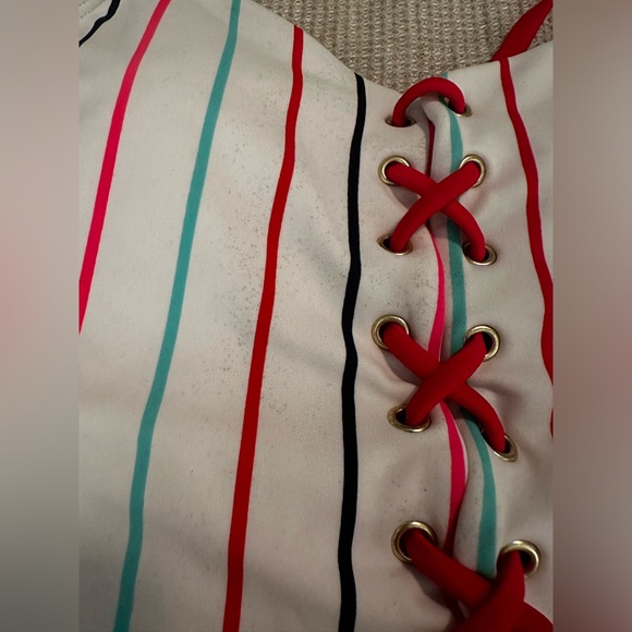 Women's Lace-Up Scoop Back One Piece Swimsuit - Picture 5 of 5